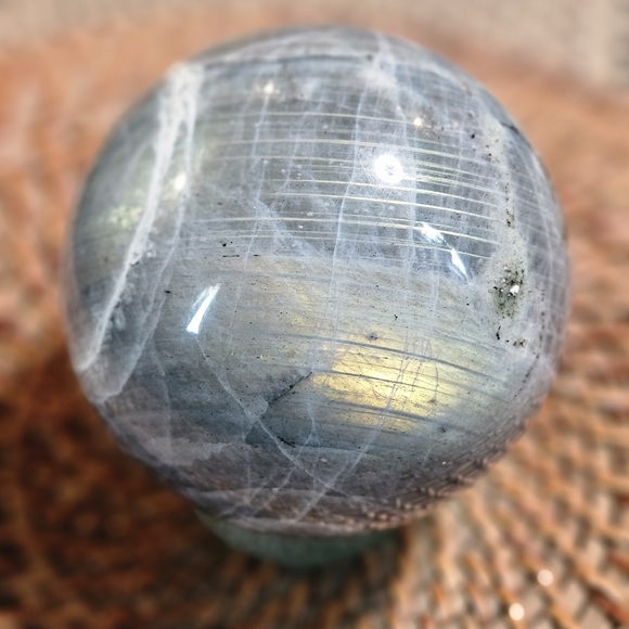 Rainbow Labradorite  Natural (Real) decor centerpiece - Picture 7 of 8